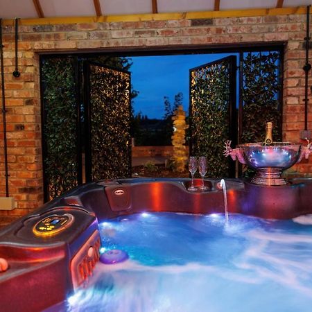 Lincoln Holiday Retreat View With Private Hot Tub Exterior foto