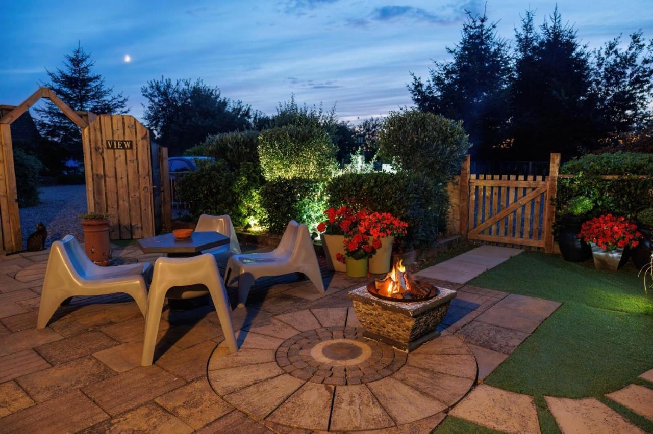 Lincoln Holiday Retreat View With Private Hot Tub Exterior foto